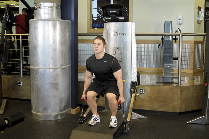 Cable Deadlifts demonstration