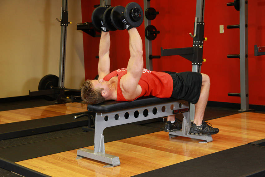Dumbbell Bench Press demonstration frame 2