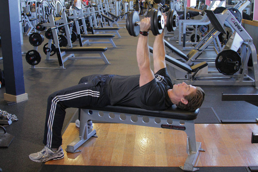 Dumbbell Bench Press with Neutral Grip demonstration