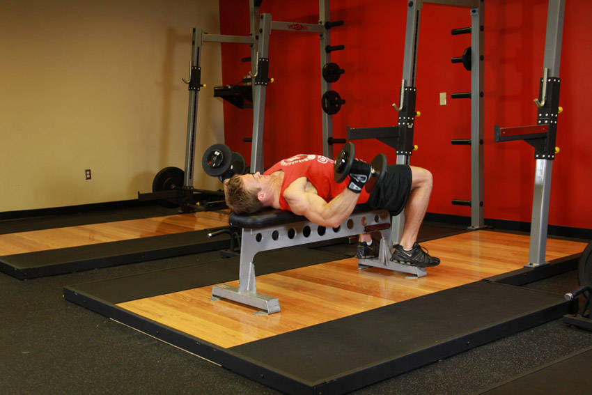 Dumbbell Flyes demonstration frame 2