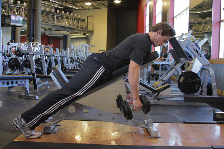 Dumbbell Incline Row demonstration