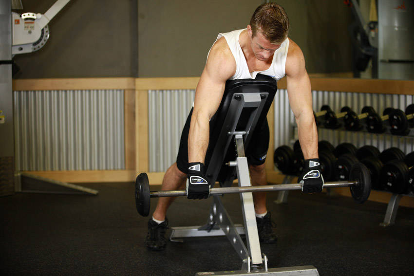Incline Bench Pull demonstration