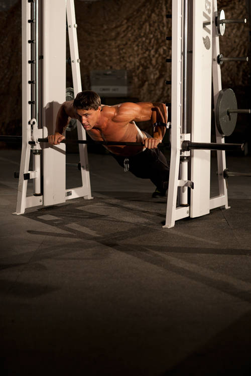 Incline Push-Up Wide demonstration
