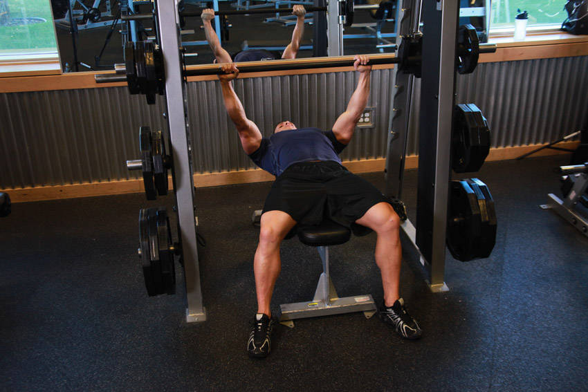 Smith Machine Bench Press demonstration frame 2